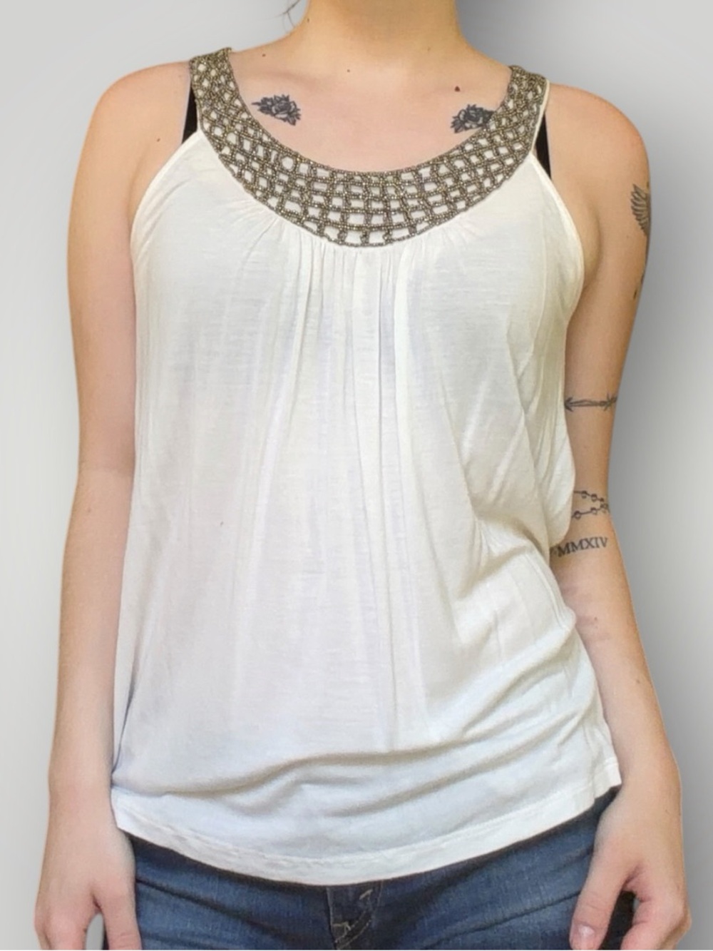 Forever 21 Embellished Scoop Neck White Flowy Sleeveless Blouse Tank